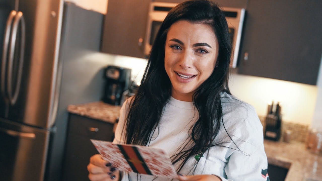 Valentine's Day Gift That Brought My Girlfriend To Tears (Emotional)