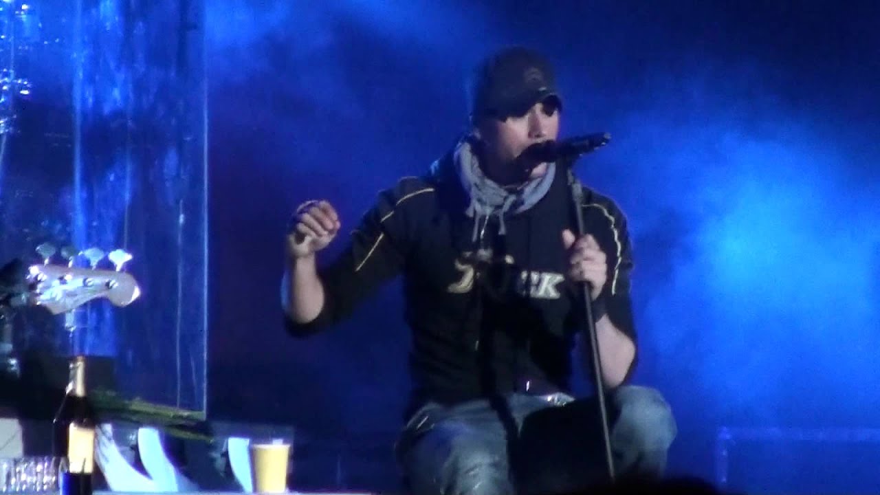 Enrique Iglesias - Cuando Me Enamoro acoustic (Las Vegas)