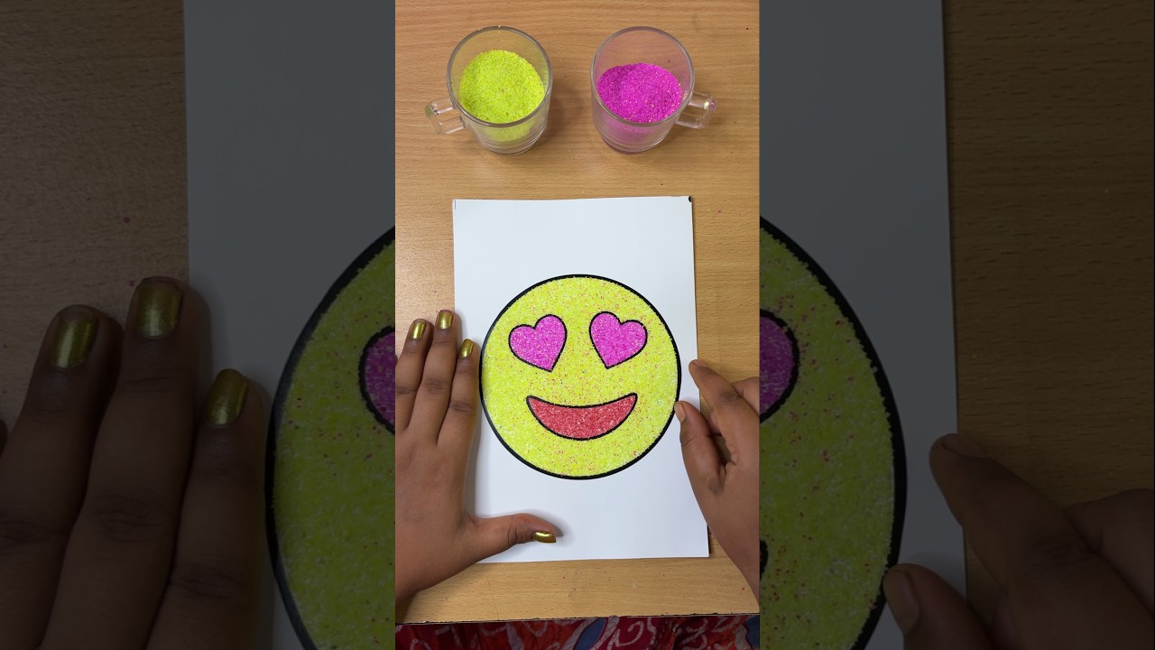 ✨ Relaxing Sand Art Creation | Smile Face with Love Eyes 😍 #bome #shorts