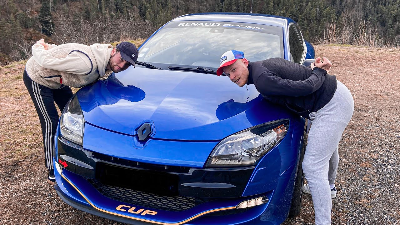 LA MEGANE 3 RS DE LA GENDARMERIE NOUS ARRÊTE !! 👮🏻‍♂️
