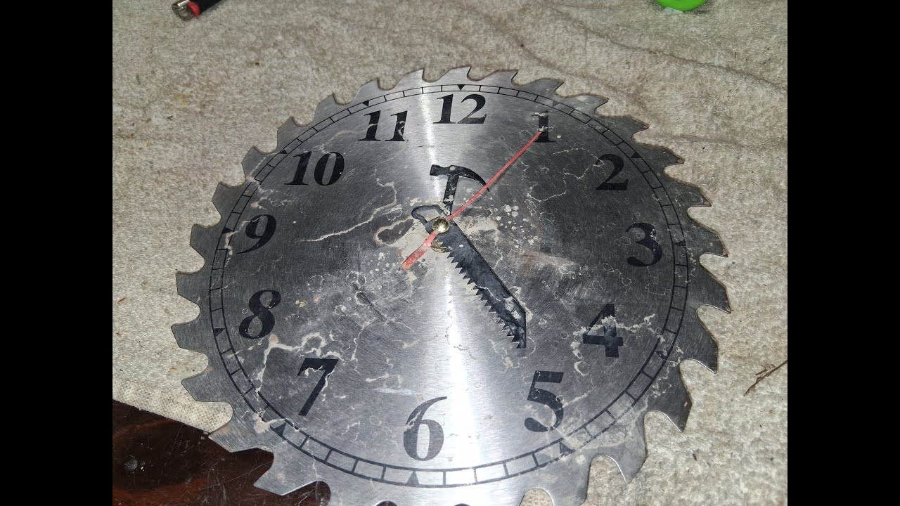 Ремонт часов с пильным полотном на батарейках с аккуратными стрелками для друга/устранение боли