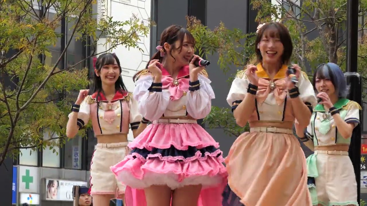 MORE*@横浜Niigoひろばフリーライブ251206　⑥