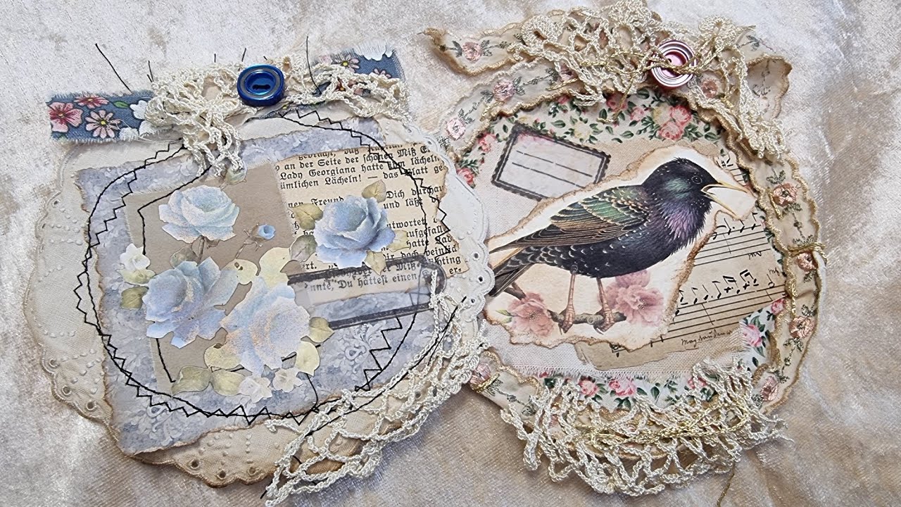 2 Doilies / Ephemera aus Stoff mit Knöpfchen und Spitze - Idee für Junk Journal