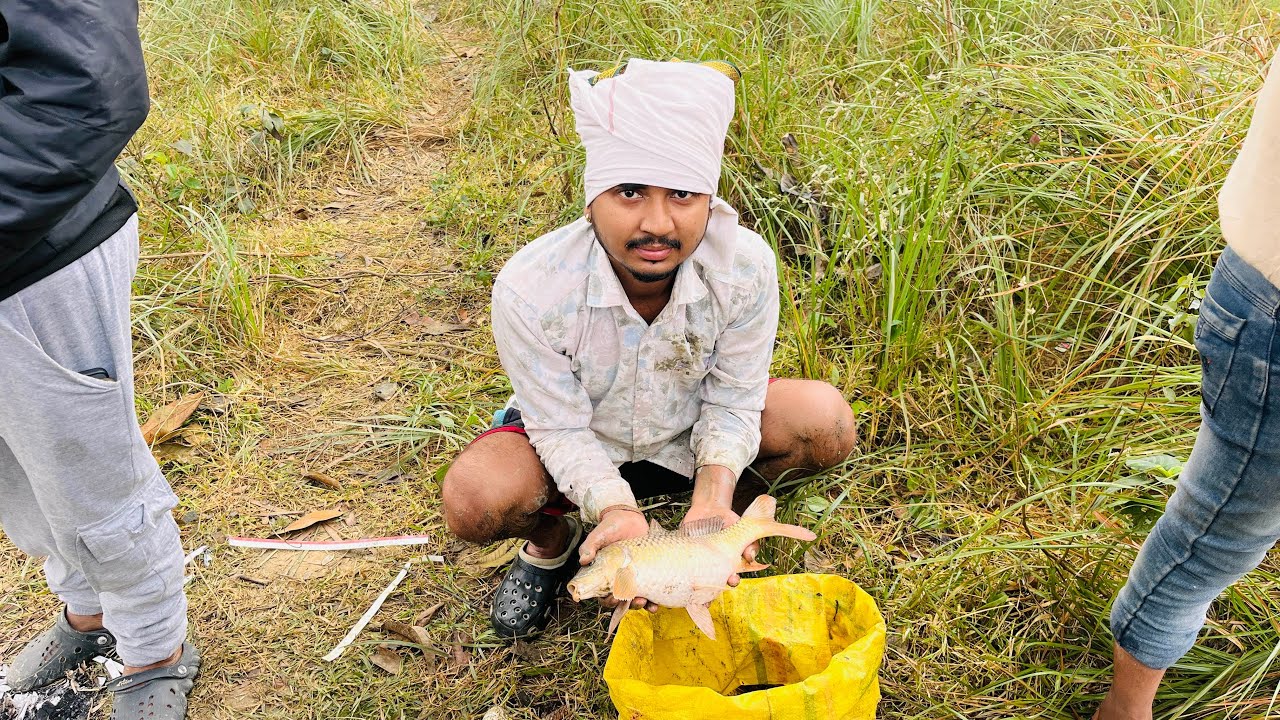 Ham Sab Kis Tarah Se Machali Ko Pakare Hai  | How We All Catch Fish❤️❤️