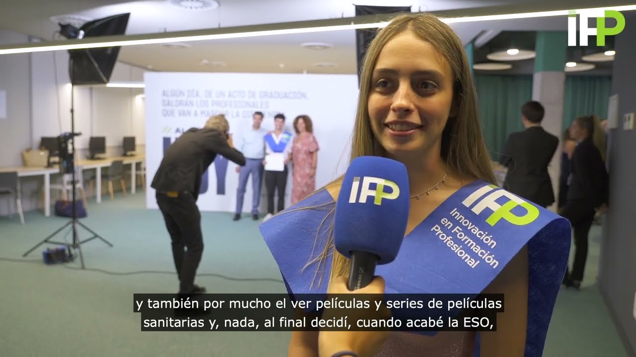 iFP Opiniones: Paula Dorado estudiante de Documentación y Administración Sanitarias