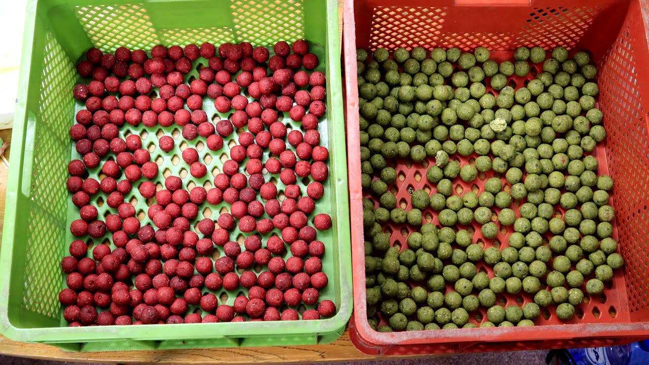 Voerboilies aarbei en appel - Boilies maken met Korting op hengelsport