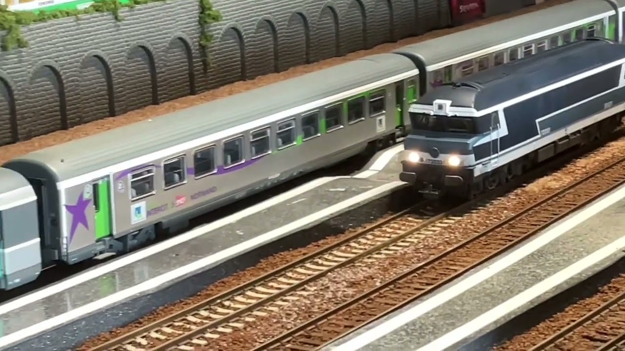 CC 72033  Jouef sonorisée et ballast en gare terminus parisienne  HO
