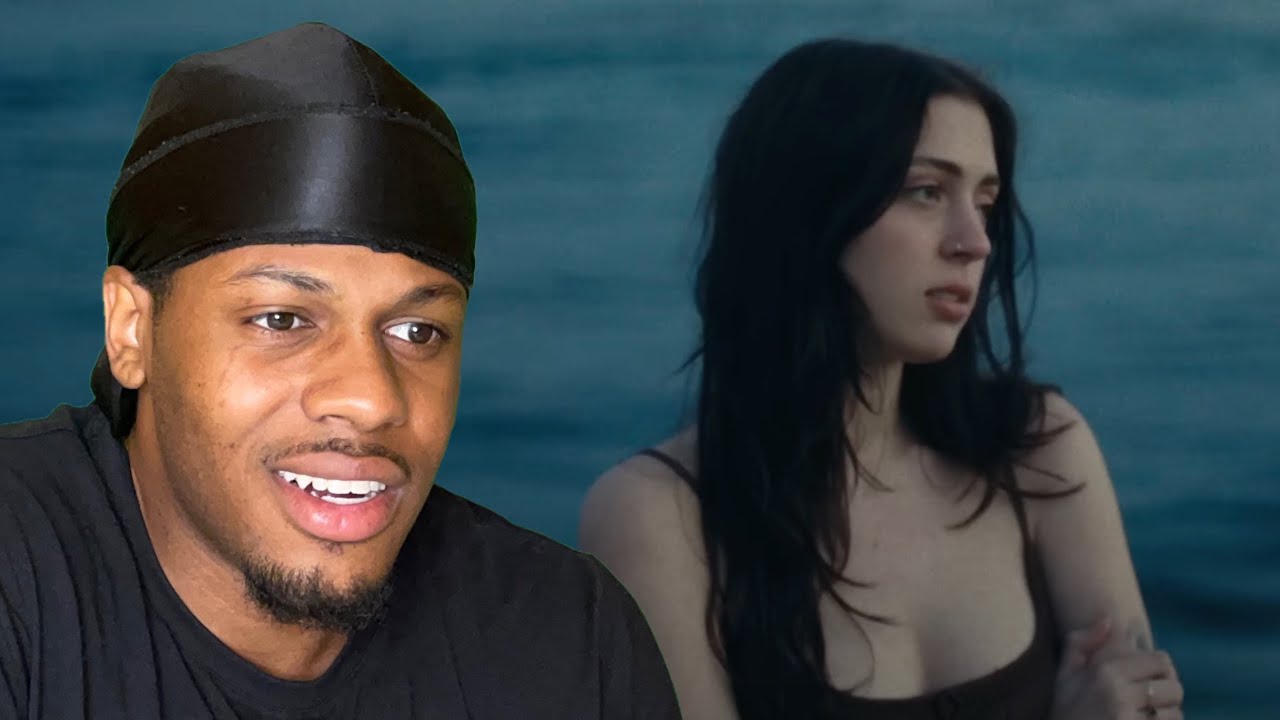 Lizzy McAlpine - ceilings (REACTION)