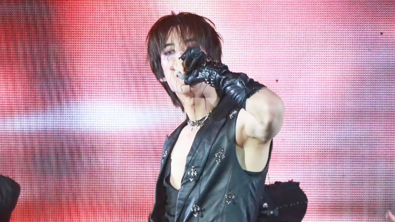 (FULL FANCAM 4K) BUS — BOSS IS IN THE BUILDING ALAN FOCUS #ALANpasawee | #Enchanted2025 