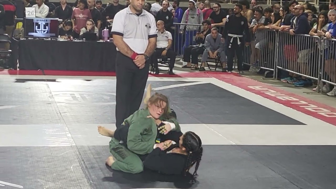 JJWL Florida 120 and under female adult white belt Match 1 