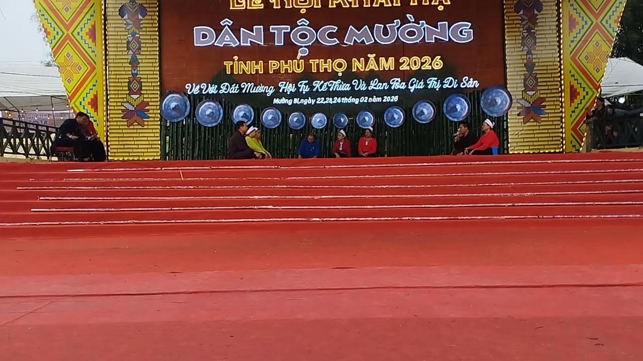 Mường bi gặp mường động hát đối ở khai hạ năm 2026