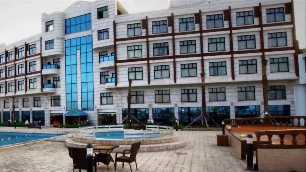 grandadenhotel