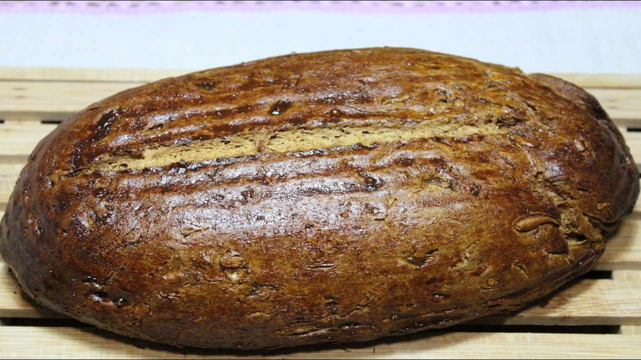 GLUTEN FREE BUCKWHEAT BREAD WITH MOLESSES AND WALLNUTS GRYCZANY CHLEB Z MELASĄ  I ORZECHAMI WŁOSKIMI