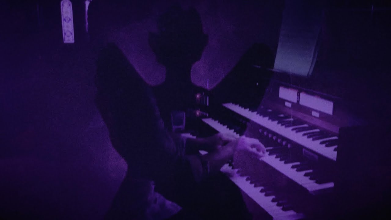 The Exorcist Theme on church organ (Tubular Bells)