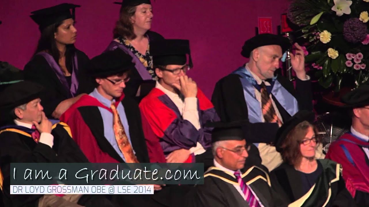 Loyd Grossman CBE addresses graduates at LSE