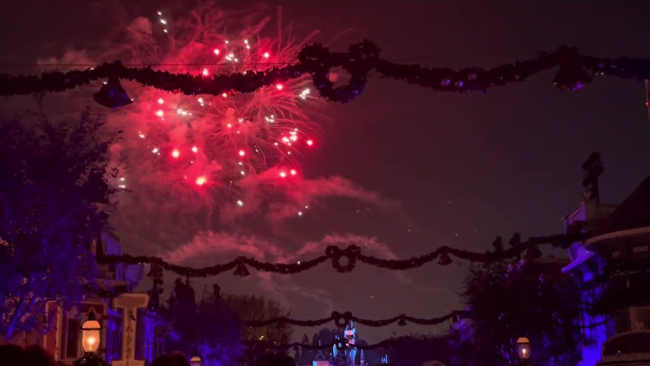 Disney's Festive Holiday Fireworks 2025