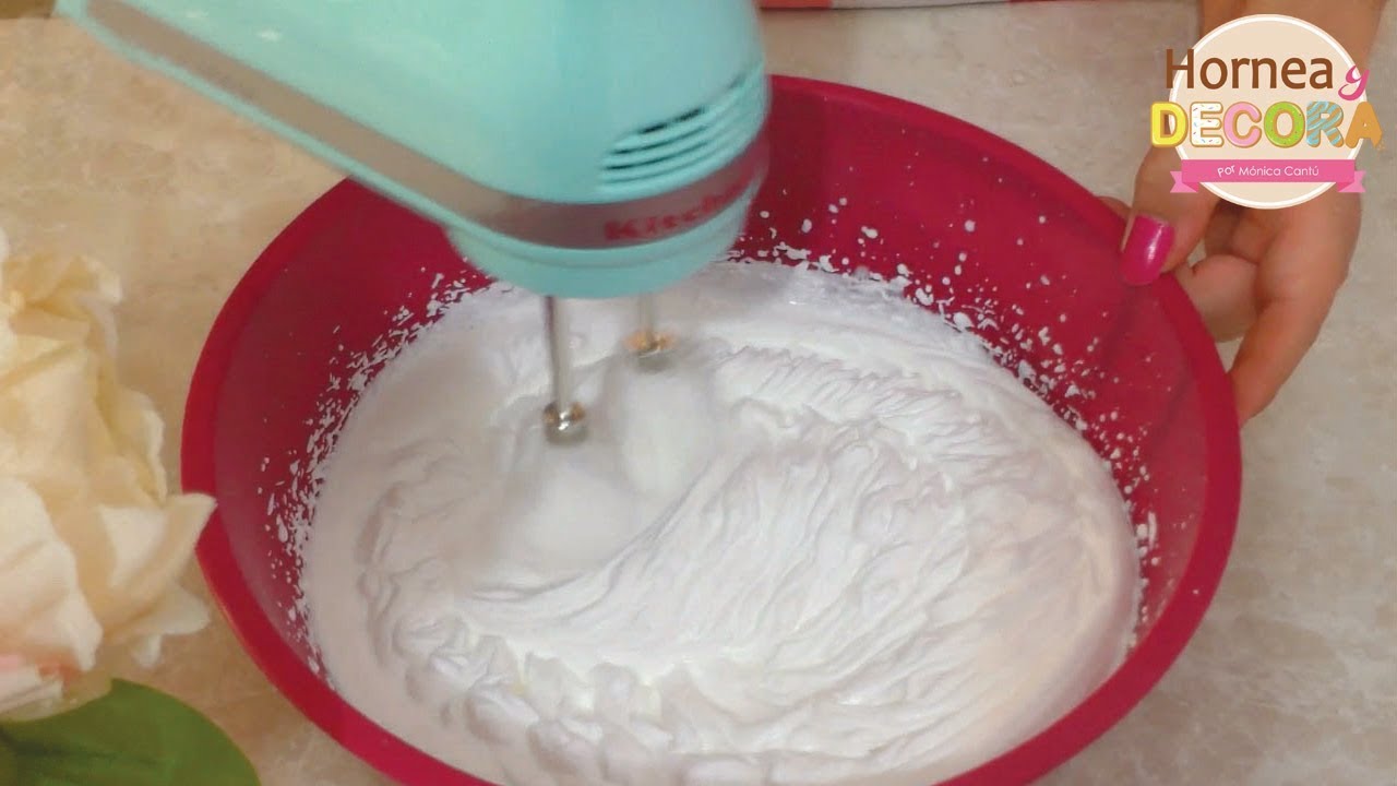COMO PREPARAR Y CUBRIR UN PASTEL CON CHANTILLY / #11