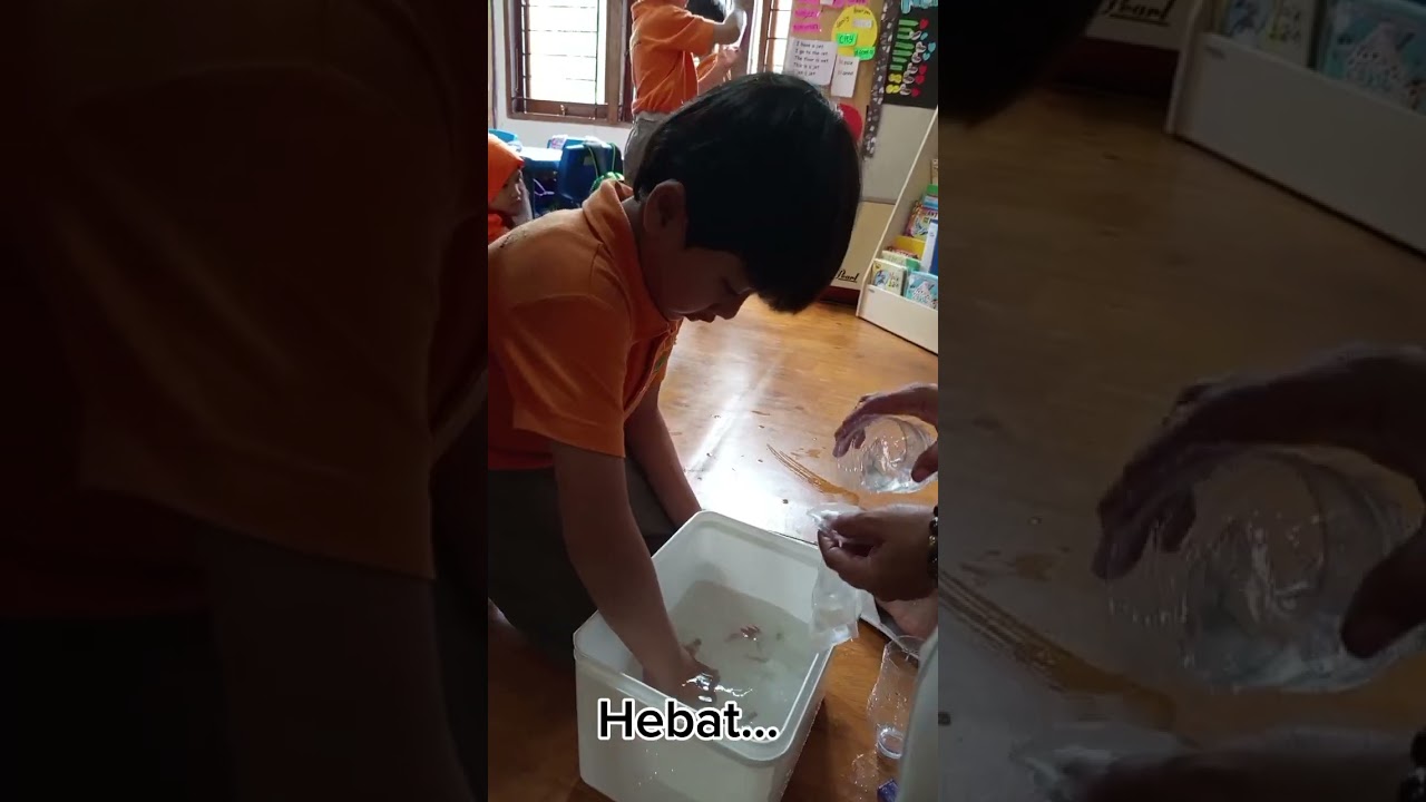 Kegiatan ini melatih sensorik dan keberanian anak #pratiwischool #ditjenpauddikdasmen