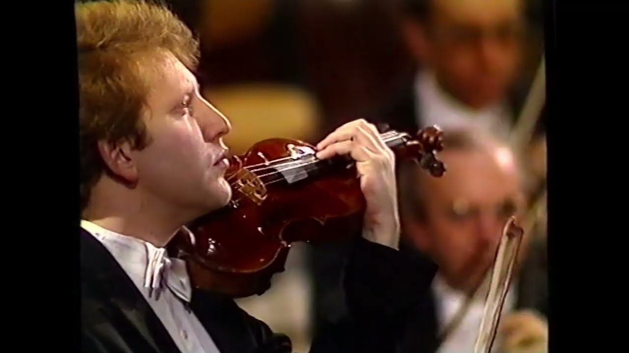 Camille Saint-Saëns: Introduction and Rondo Capriccioso / Shlomo Mintz