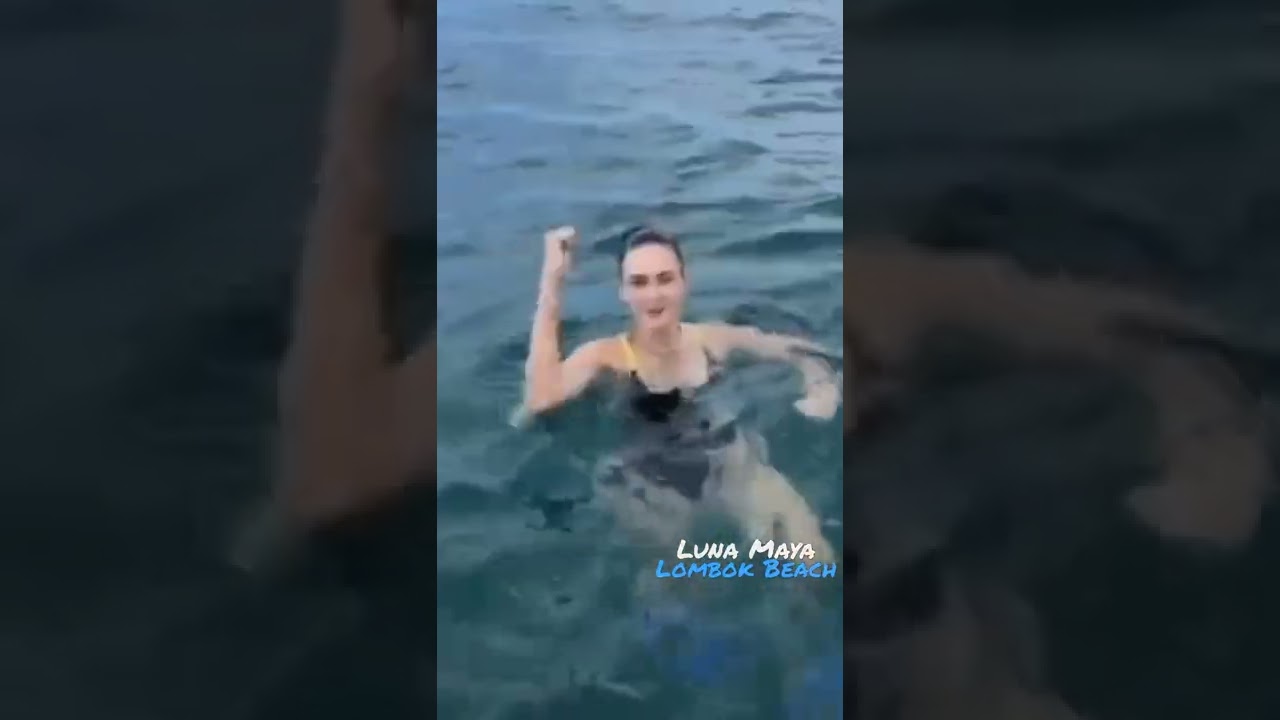 Luna Maya @ lombok beach | #shorts #travelvlog #short #lunamaya #selebritisvlogs