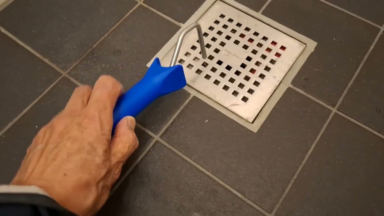 Nieuwbouw  douche - putje ook  onderhouds - gevoelig tegenwoordig  ... !