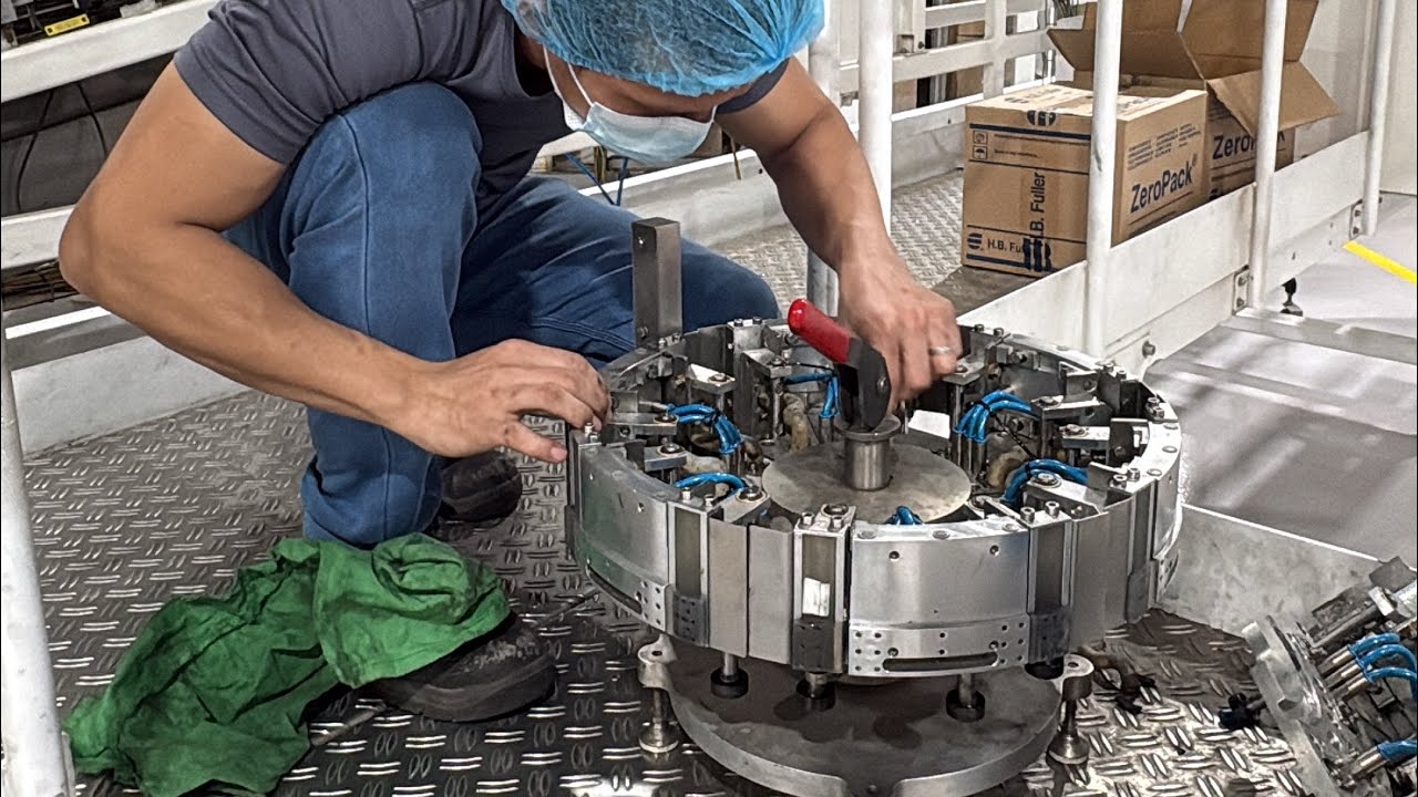 Water minerals factory ,production  ,machines and operators 