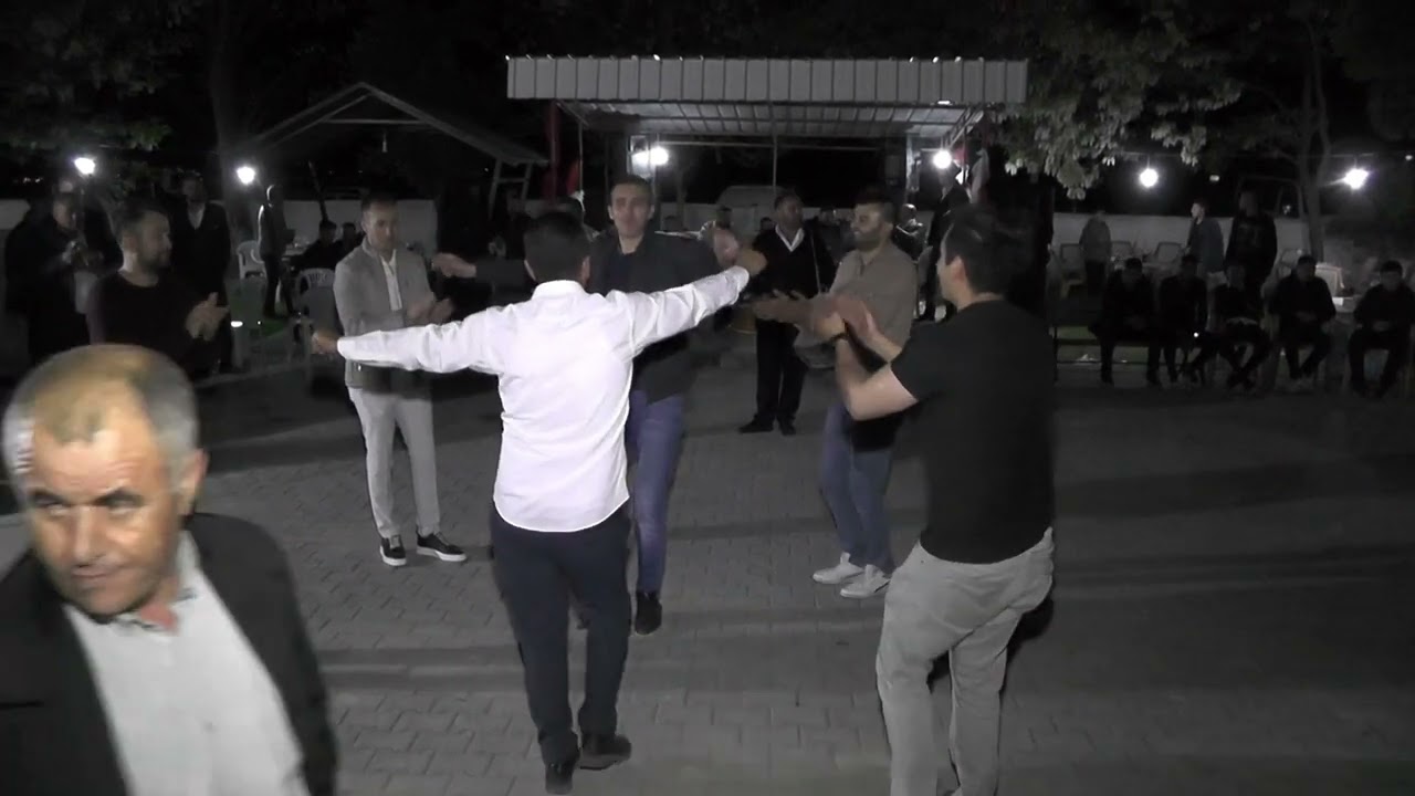 Kırşehir Kartalkaya Köyü Gençlik (Yunus Ehiloğlu)