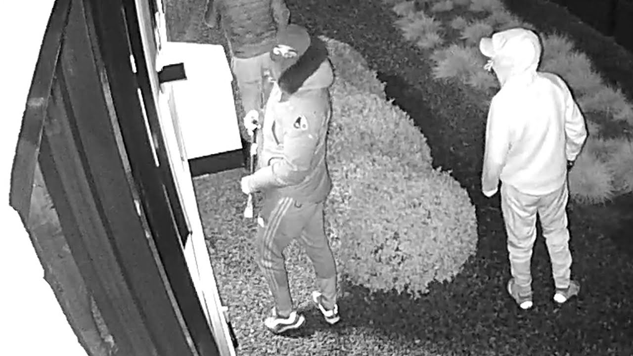 Krimpen aan den IJssel: Twee inbraakpogingen door mogelijk dezelfde daders