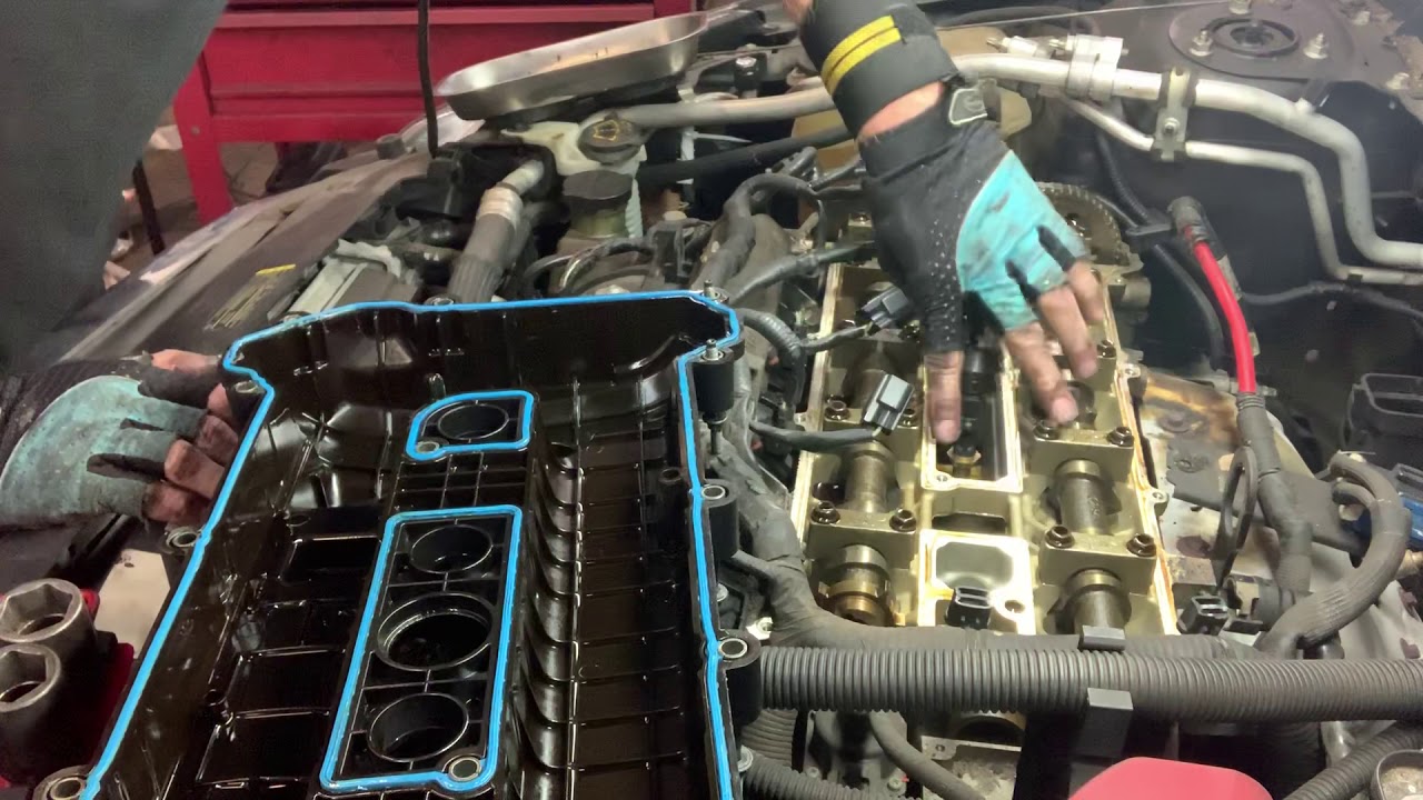 2007 Ford ￼ focus valve cover