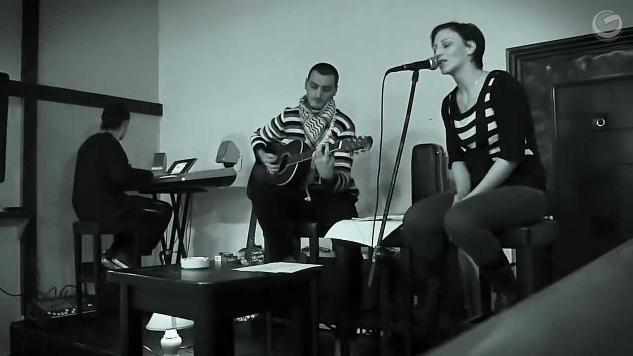 Emina, Vanja & Sayid - Set Fire To The Rain (rehearsal)