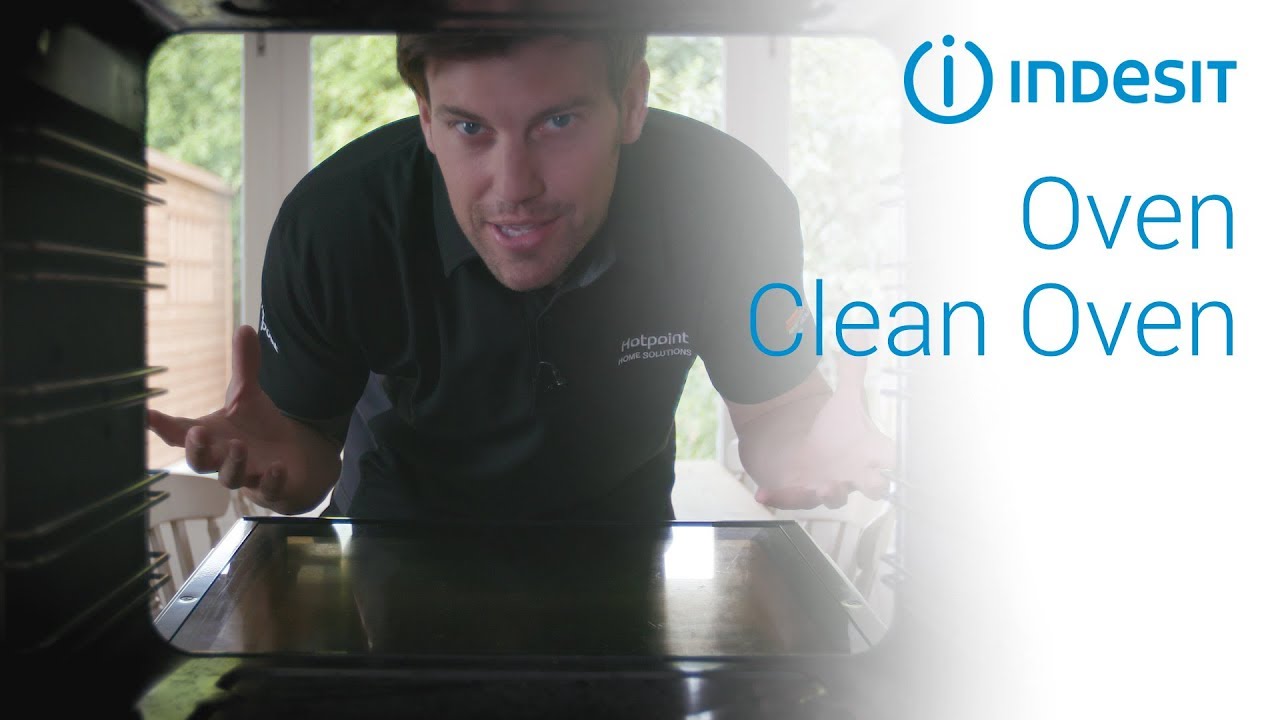 How to clean your oven | by Indesit
