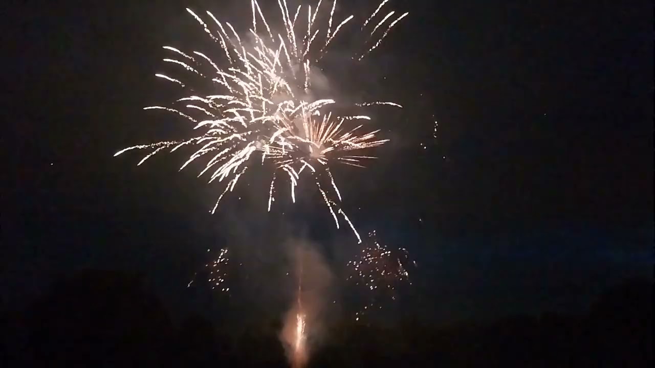 Feu d'artifice vendin-le-vieil 14 juillet 2025