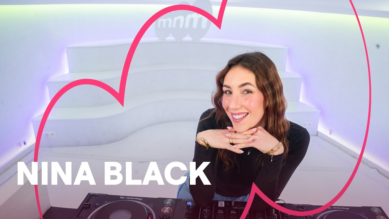MNM Party: Nina Black