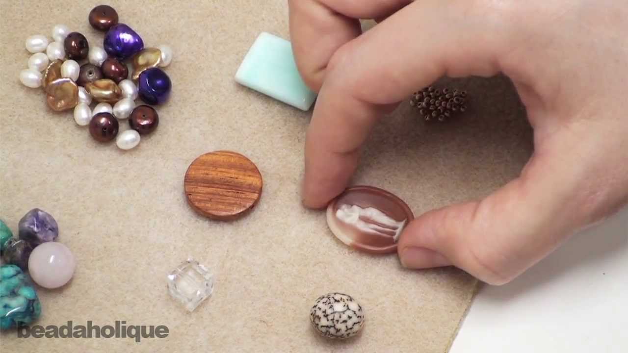 Серия видеоуроков по бисероплетению от Beadaholique, видео №1: Всё о бисере