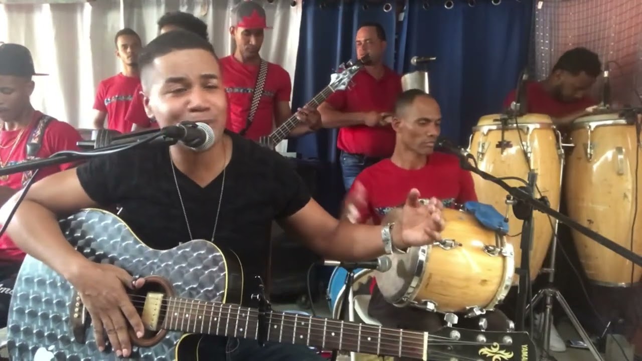 Ariel Cabrera-la chiflera