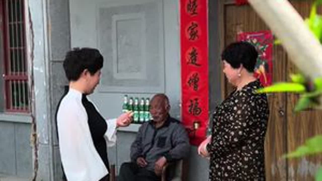 有一种关系，叫做打断骨头连着筋的关系！#剧情 #村里那些事 #稻庄碎戏 #农村生活