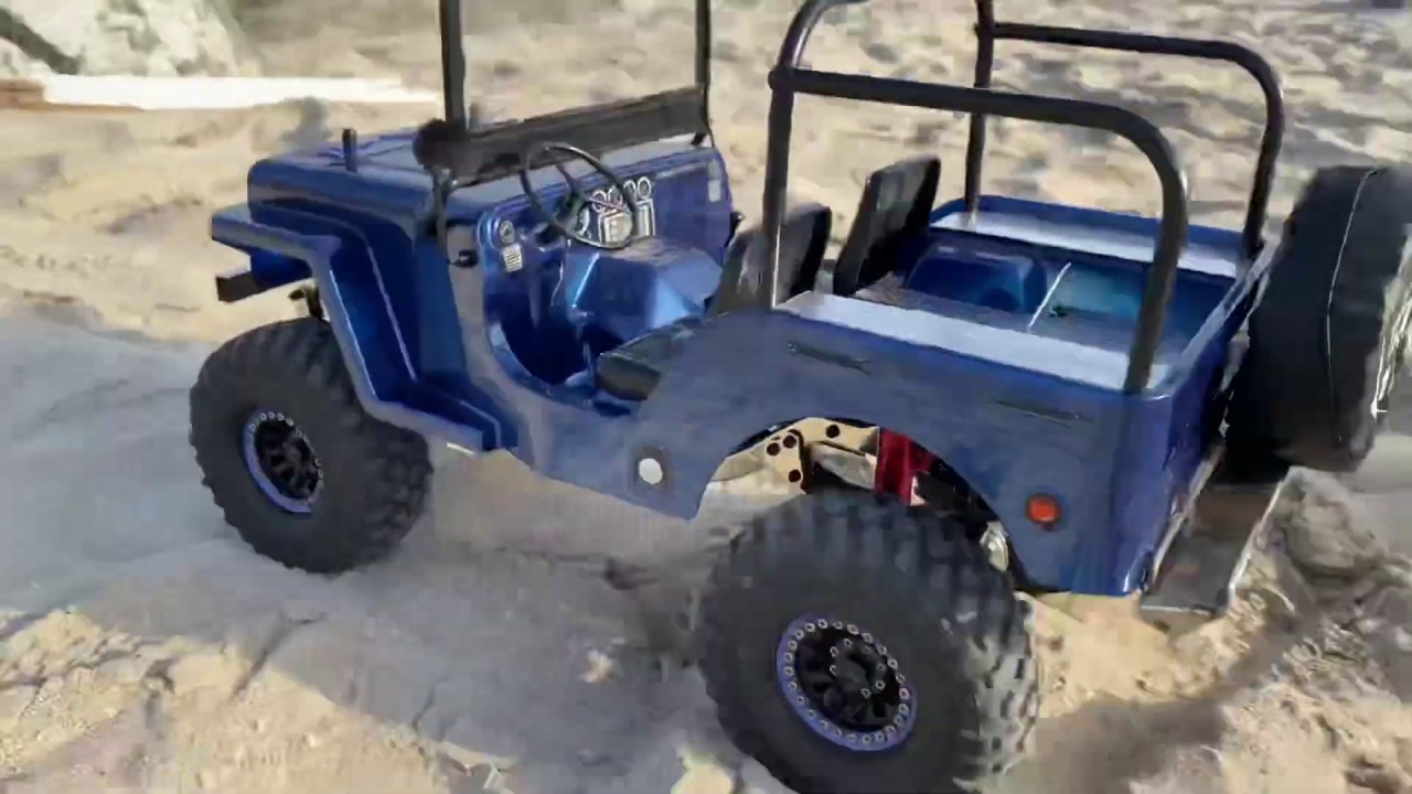 Gmade Sawback 1/10 Rock Crawler in ACTION