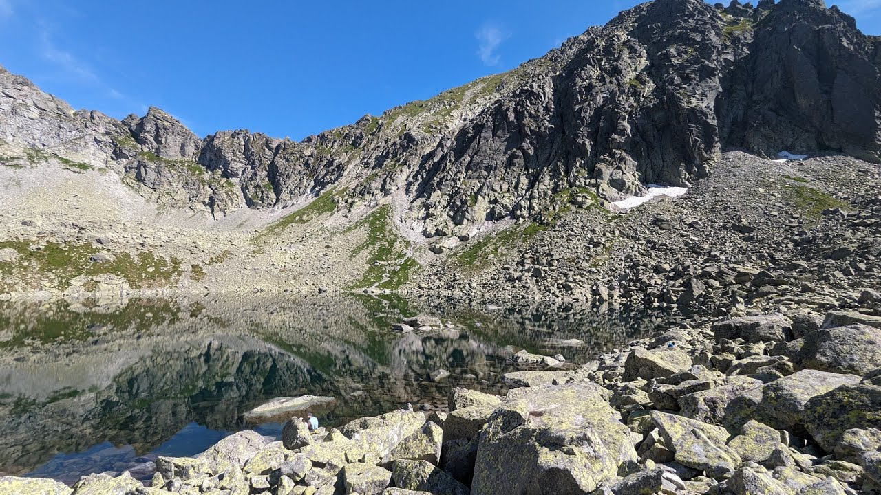 Bystr&aacute; l&aacute;vka (Yellow Trail) from &Scaron;trbsk&eacute; Pleso, Tatra National Park