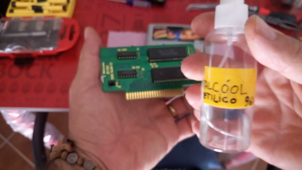 Super Famicom,limpeza de cartucho original e comparação com Piratinha