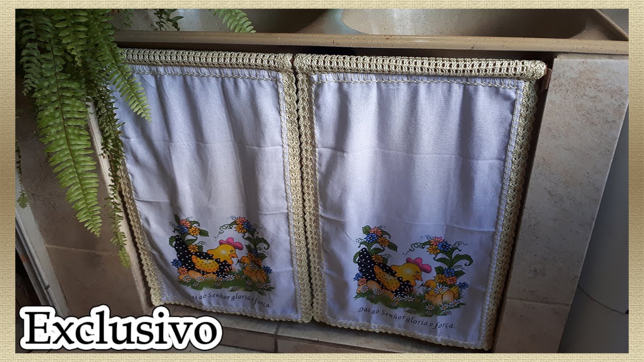 Cortina para o tanque da área de lavar, ou para pia de cozinha, feito com panos de prato com crochê