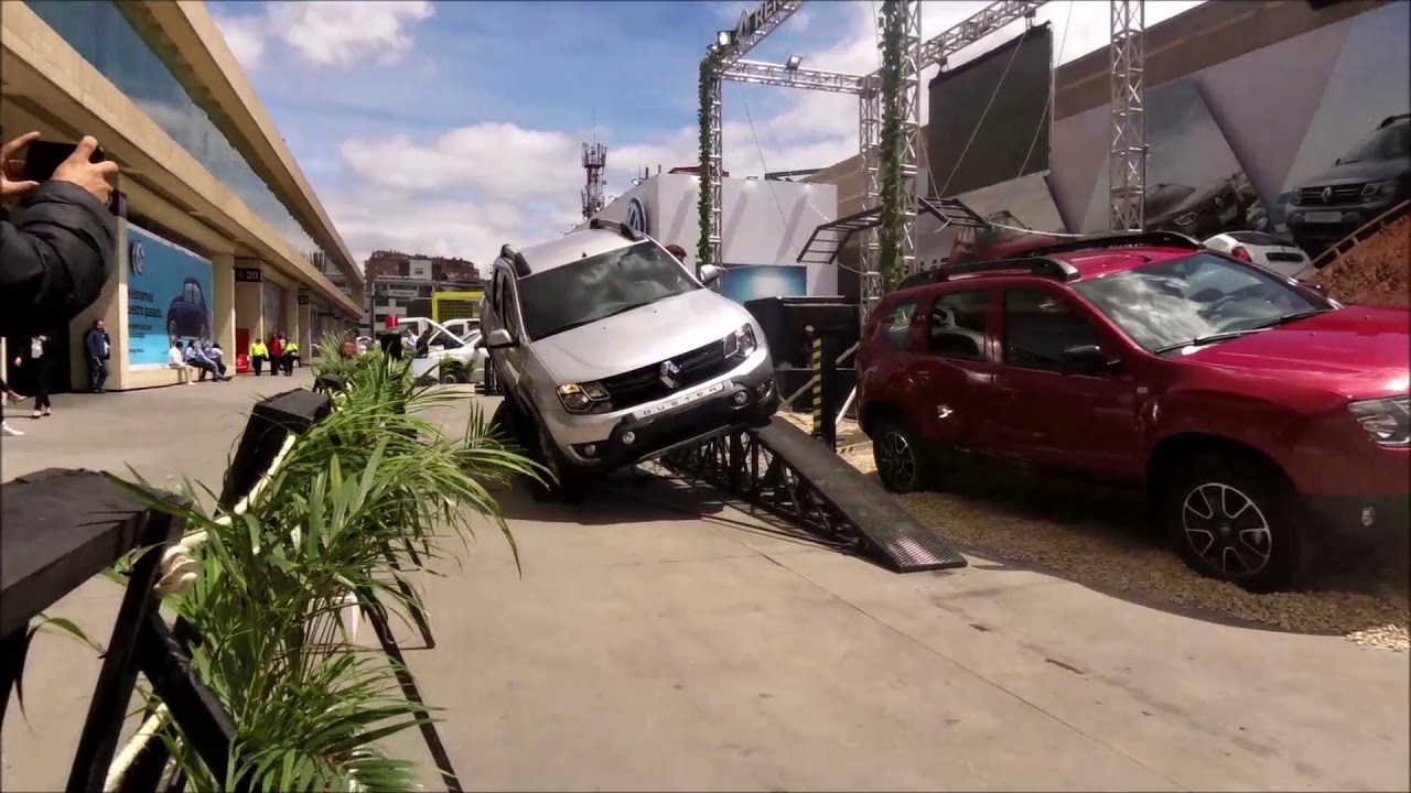 Renault Duster Oroch 4x4 show en rampas | Naves 4x4