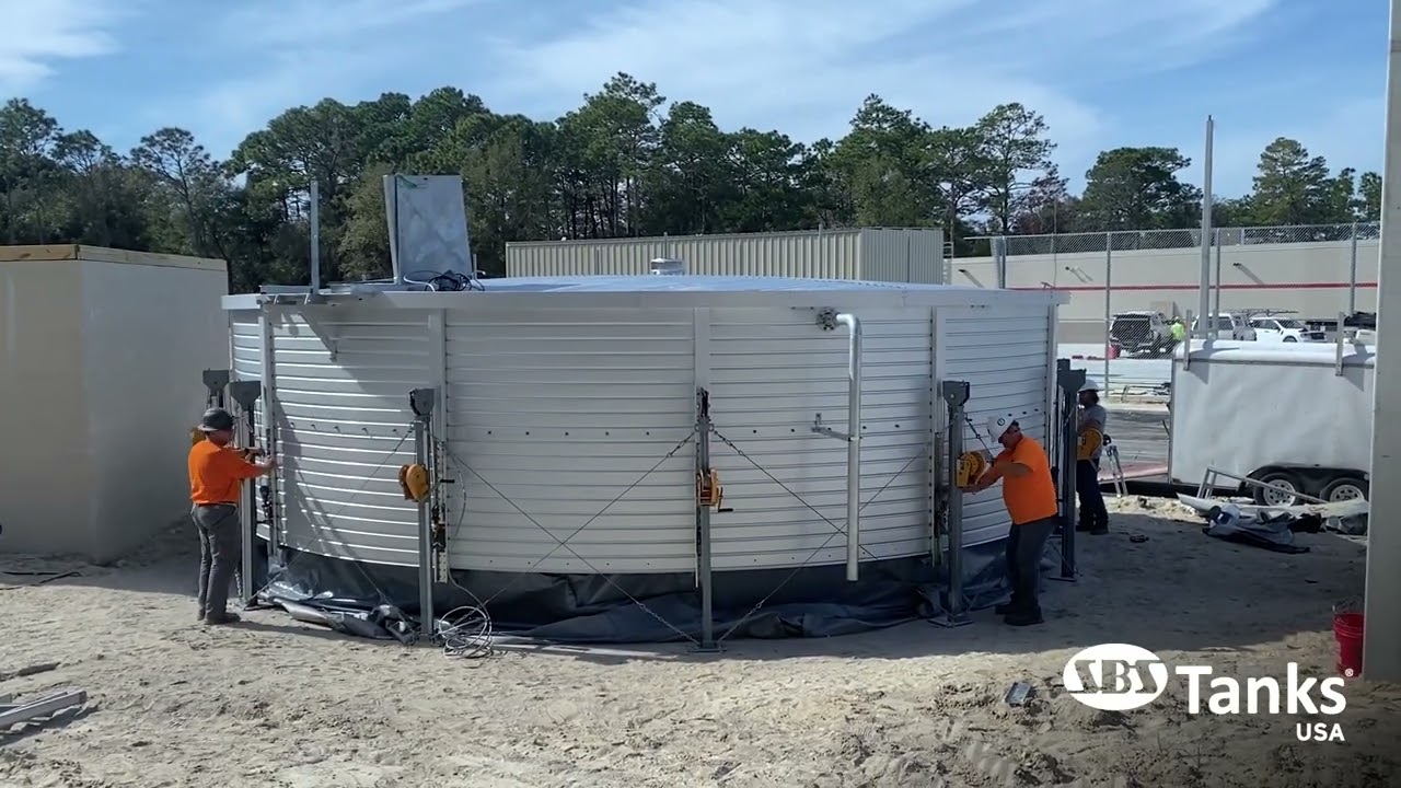 Revolutionary Tank Installation: SBS Tanks' Safe & Efficient Jacking System