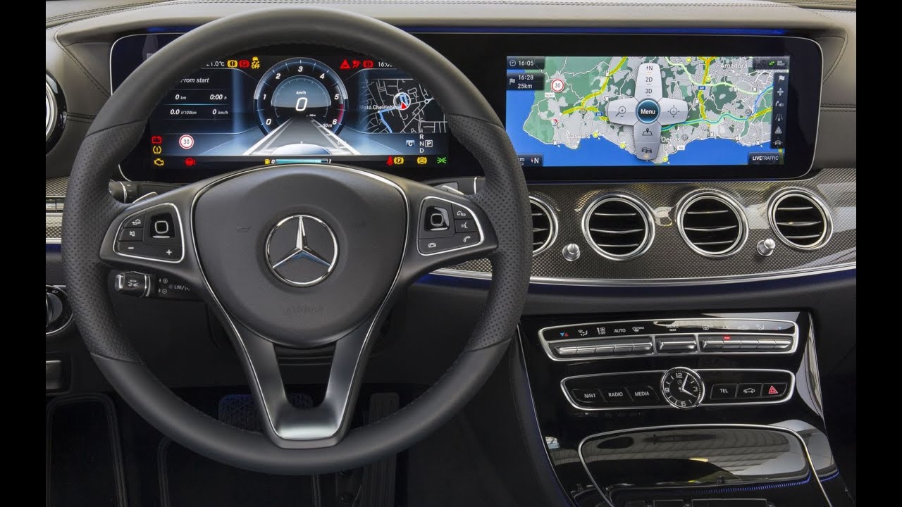 Mercedes-Benz New E-Class - Wide-screen Cockpit