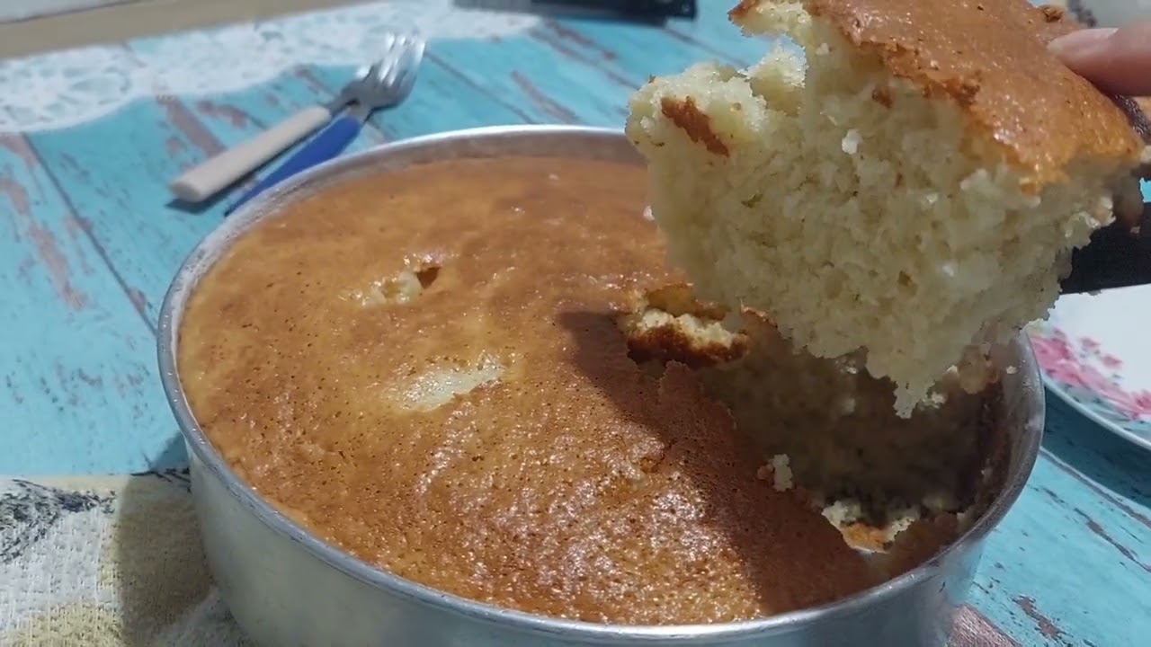 Receita de Bolo de Limão Fácil com Fundo Crocante