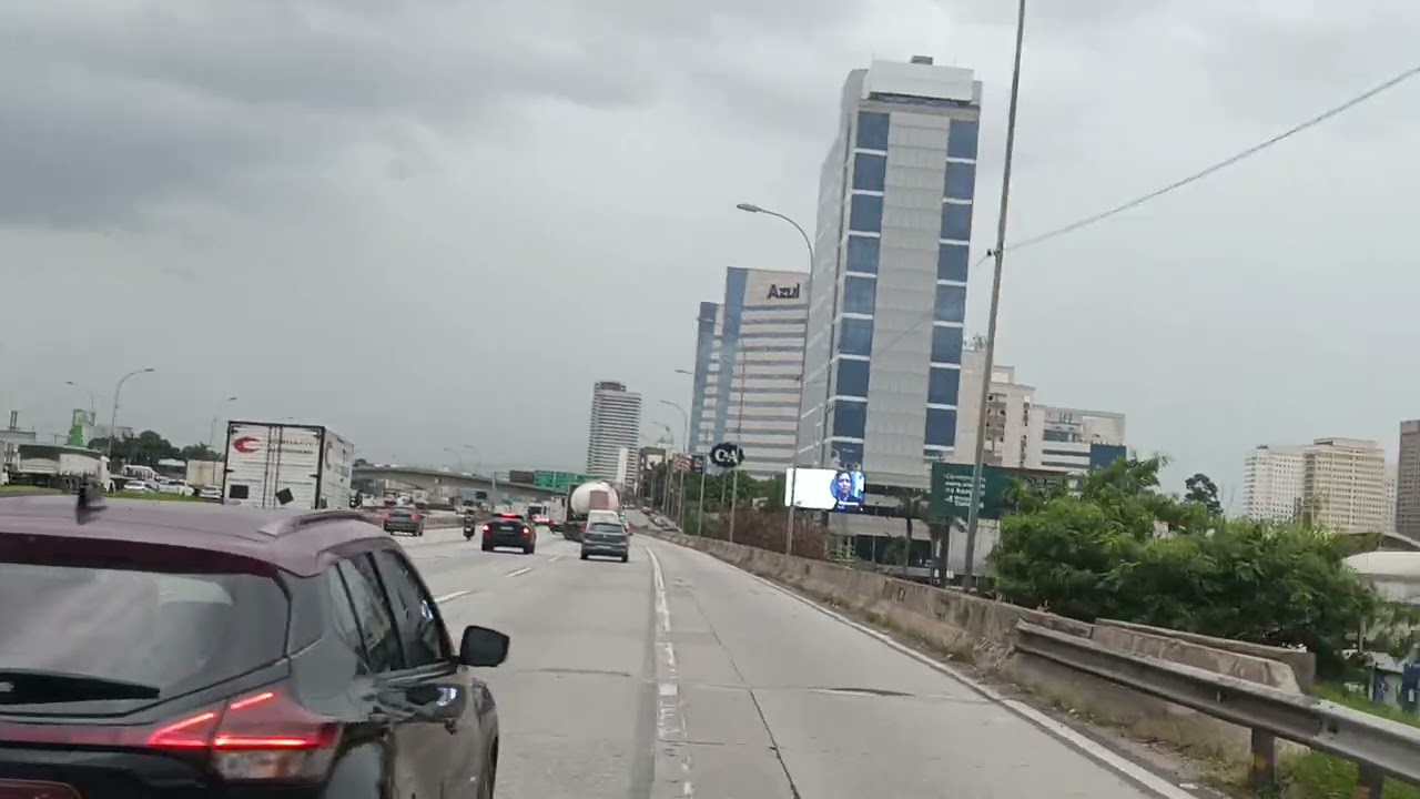 RODOVIA CASTELO BRANCO , SENTIDO BARUERI, PASSANDO DE FRENTE AO SHOPPING TAMBORÉ 