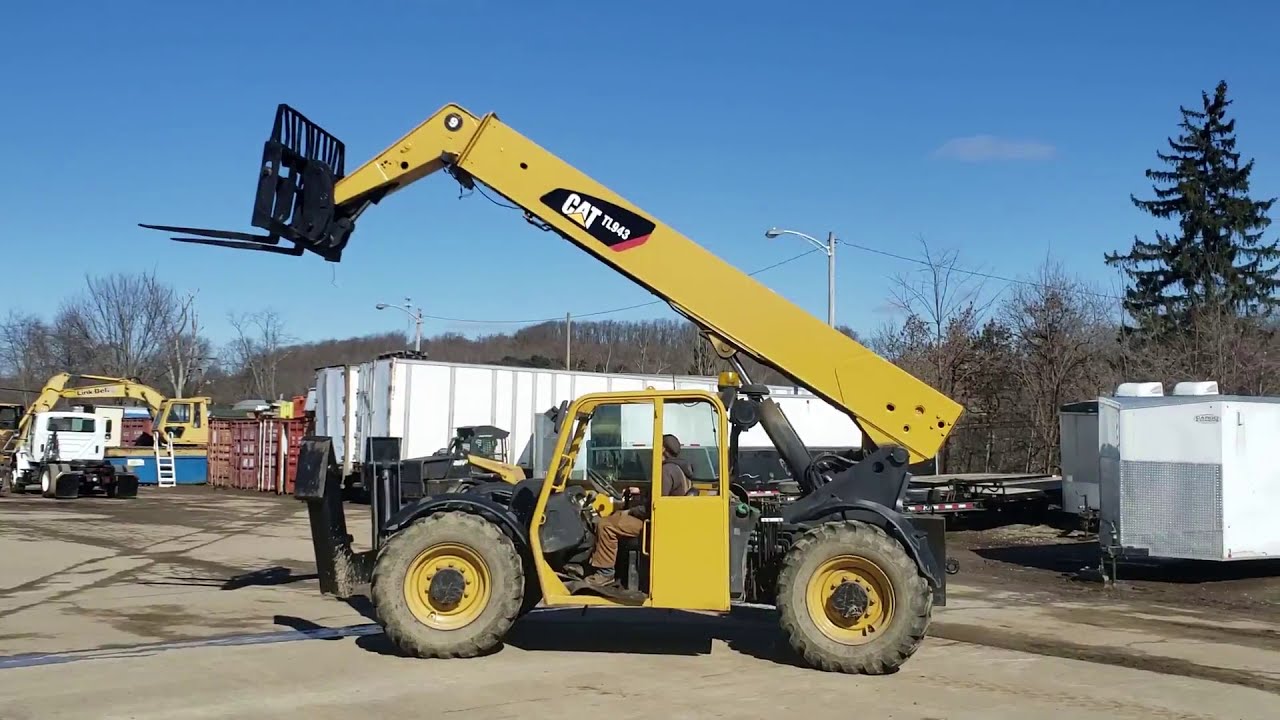 2008 Cat TL943 Telehandler Forklift w/ Outriggers 5840 hrs 9000lb Cap
