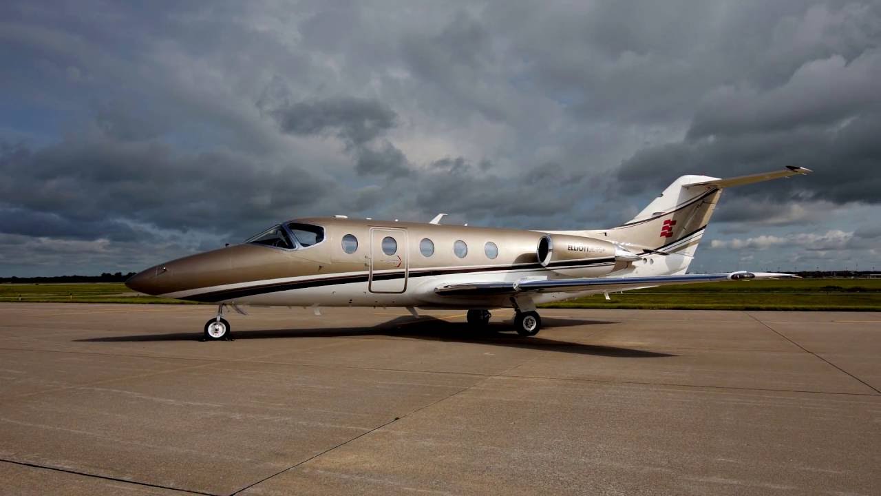 Hawker 400xp