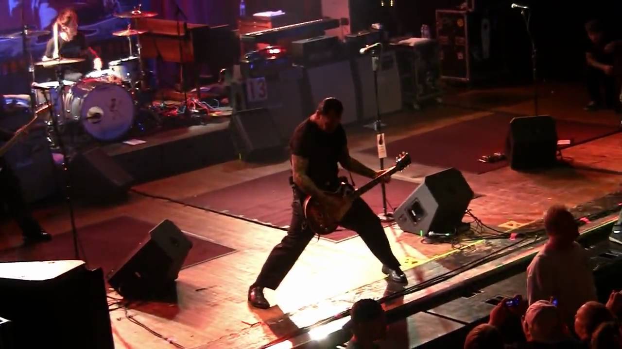 Social Distortion - Mommy's Little Monster - Live at Sokol Auditorium, 9.28.2009