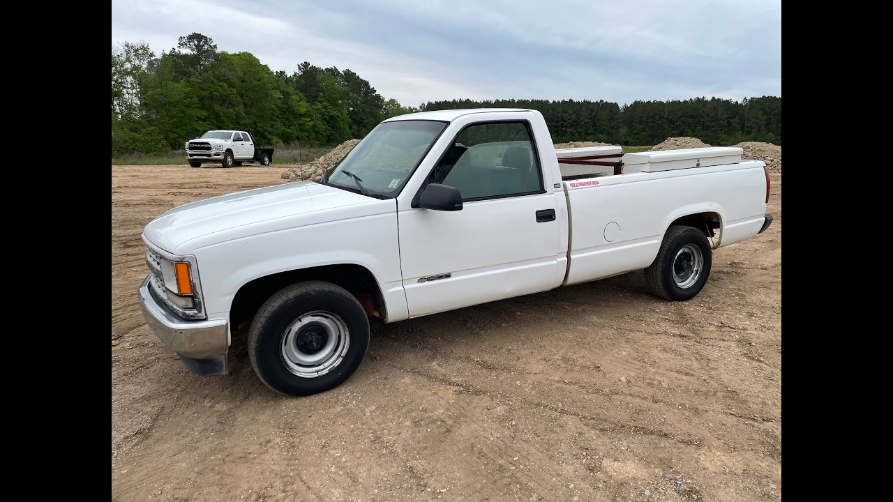 1998 Chevrolet C1500 2 Door Regular Cab Pickup Truck (278,503 Miles)