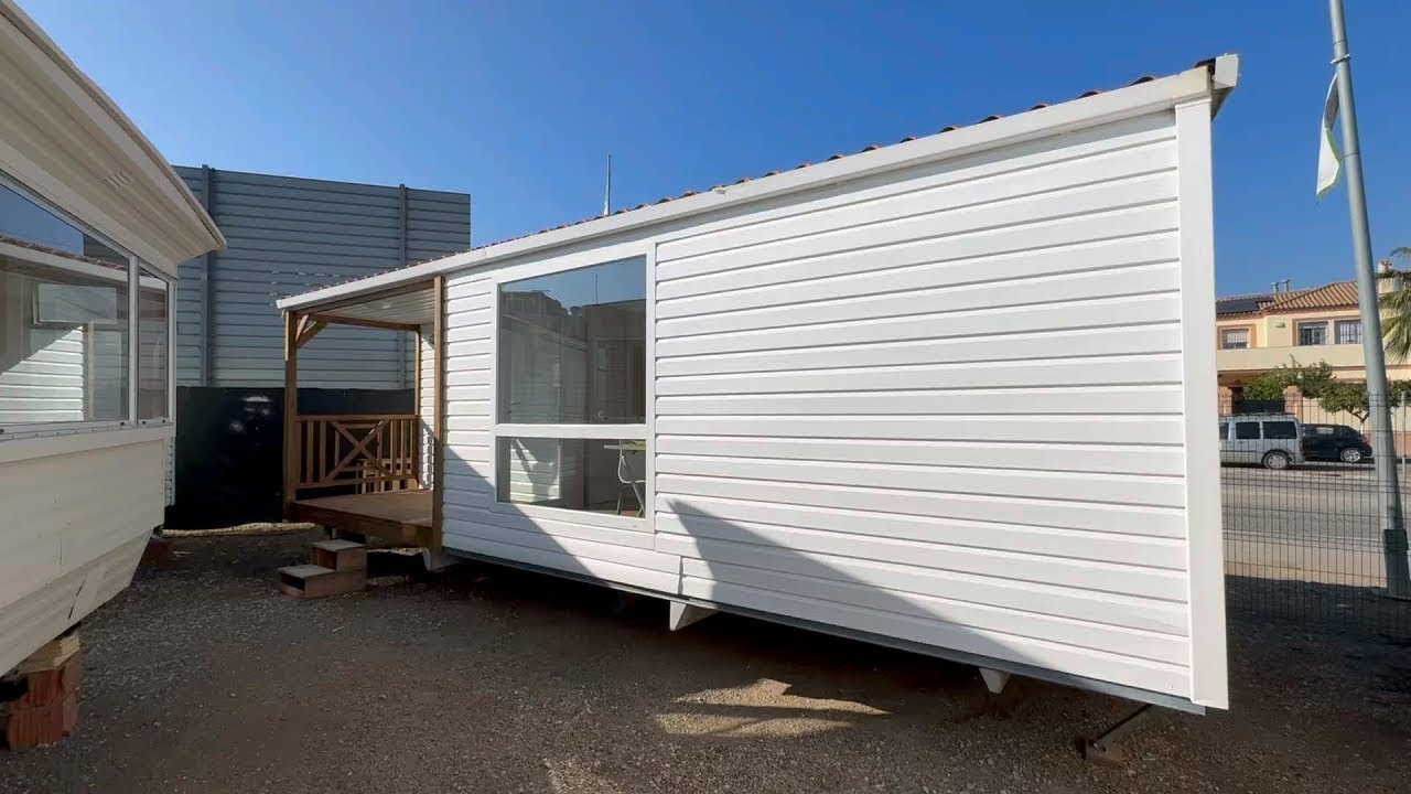 ¡No creerás cómo es esta CASA MÓVIL IRM LOGIA con terraza por dentro!